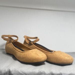 Brand new women’s flats with ankle strap, size 6.5